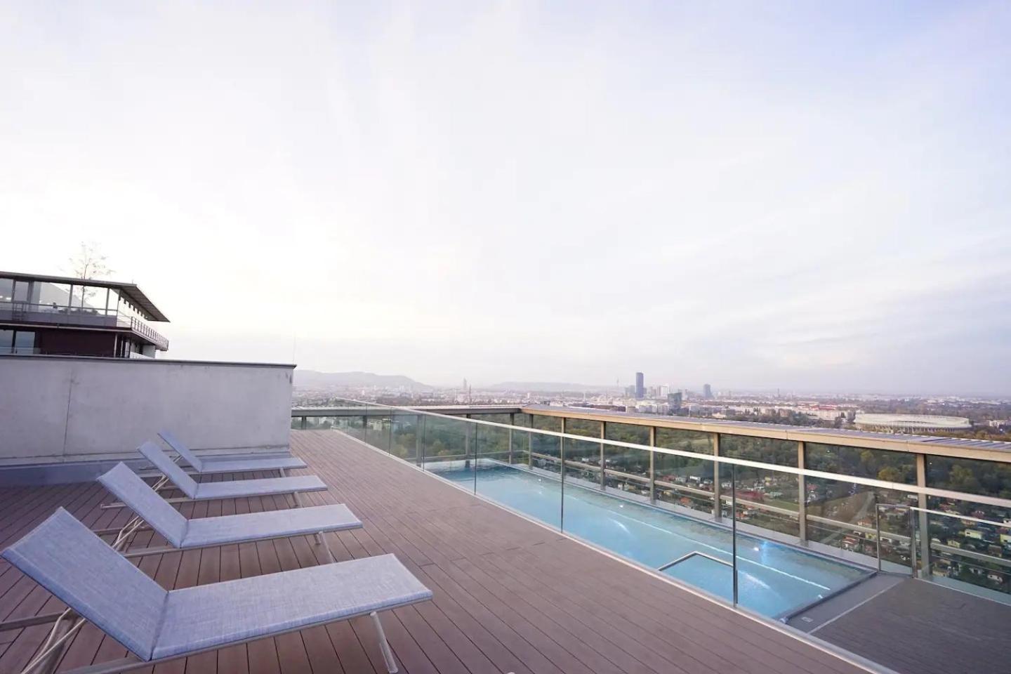 Exquisite Studio With Rooftop Pool Apartment Viena Exterior foto